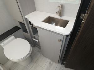 Entourage 340BH Photo