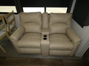 Cougar Half-Ton 34TSB Photo