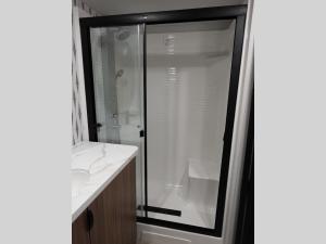 Salem Grand Villa 42ICE Photo