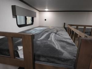 Sanibel 39BUNK Photo