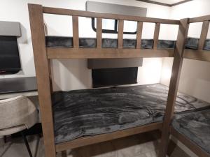 Sanibel 39BUNK Photo