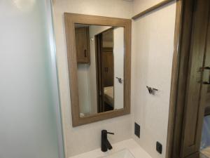 Sunstar 31B Photo