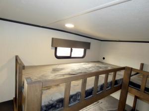 Sanibel 39BUNK Photo