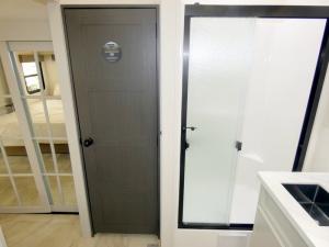 Sanibel 39BUNK Photo