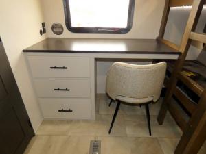 Sanibel 39BUNK Photo