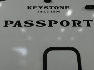 Passport Super Lite 229BH Photo