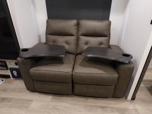 R Pod RP-205 Photo