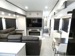 Crusader BONUS38 Photo