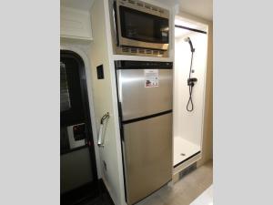 Midas 24 BT Photo