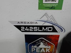 Arcadia Super Lite 242SLMD Photo