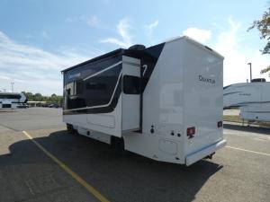Quantum Sprinter MB24 Photo
