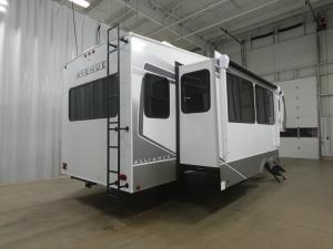 Avenue All-Access 29RL Photo