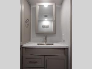 Avenue All-Access 29RL Photo