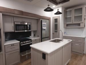 Avenue All-Access 29RL Photo