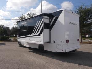 Four Winds Sprinter 24LT Photo