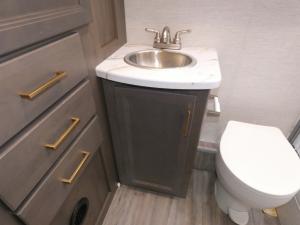 Four Winds Sprinter 24LT Photo