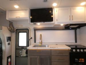 Four Winds Sprinter 24LT Photo