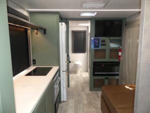 IBEX RV Suite RVS1 Photo