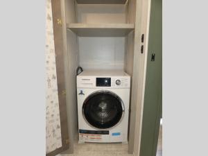 IBEX RV Suite RVS1 Photo
