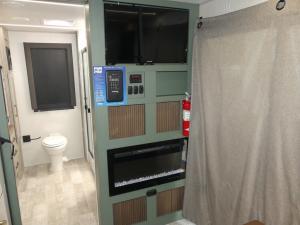 IBEX RV Suite RVS1 Photo