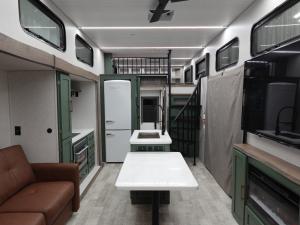 IBEX RV Suite RVS3 Photo