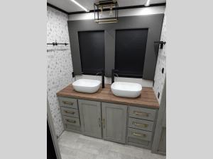 IBEX RV Suite RVS3 Photo