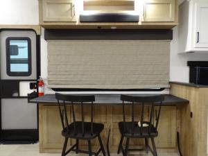 Arcadia Super Lite 246SLRK Photo
