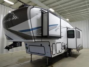 Arcadia Super Lite 246SLRK Photo