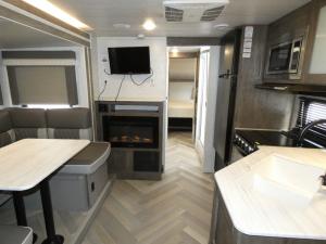 Salem Cruise Lite 24RLXL Photo