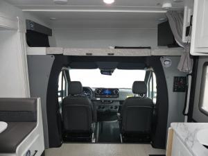 Entrada M-Class 24FM Photo