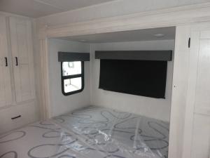 Entrada M-Class 24FM Photo