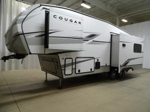 Cougar Half-Ton 27SGS Photo