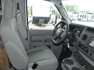 Cross Trail XL 22XG Ford E-350 Photo