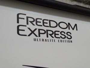 Freedom Express Ultra Lite 294BHDS Photo