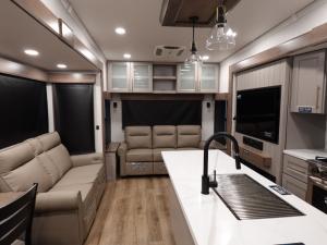 Paradigm 310RL Photo