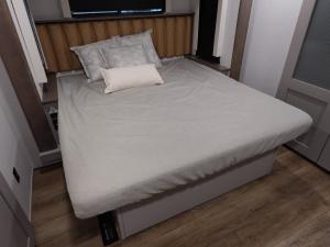 Paradigm 310RL Photo
