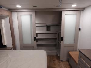 Paradigm 310RL Photo