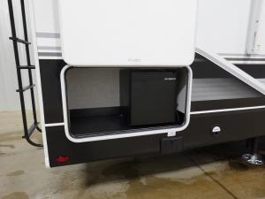 Eagle HT 27MLC Photo