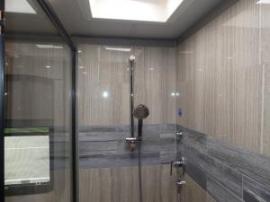 Armada 44B Photo