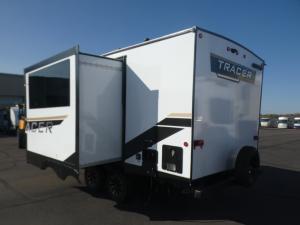 Tracer 190RBSLE Photo