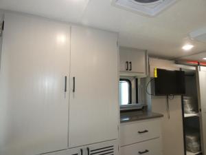 Entourage 340BH Photo