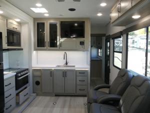 Momentum G-Class 25G Photo