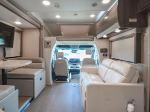 Tiburon Sprinter 24RW Photo