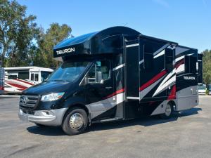 Tiburon Sprinter 24RW Photo