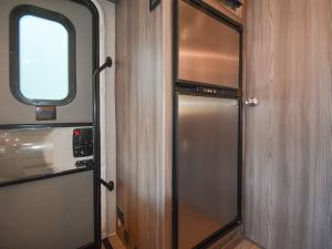 Tiburon Sprinter 24RW Photo