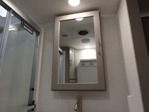 Avenue 33RKS Photo