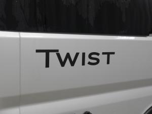 Twist 2JB Photo
