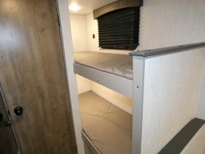 Clipper 3K Series 17BH Photo