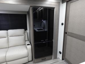 Transcend 245RLT Photo