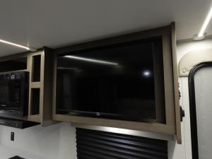 Transcend 245RLT Photo